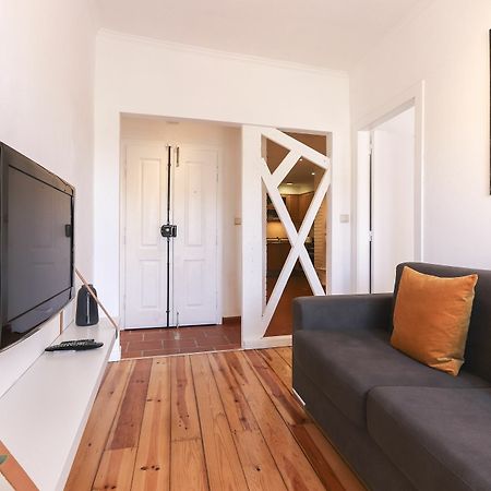 Typical Mouraria By Homing Apartment Lisboa Екстериор снимка
